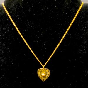 N212 Heart pendant with pearl